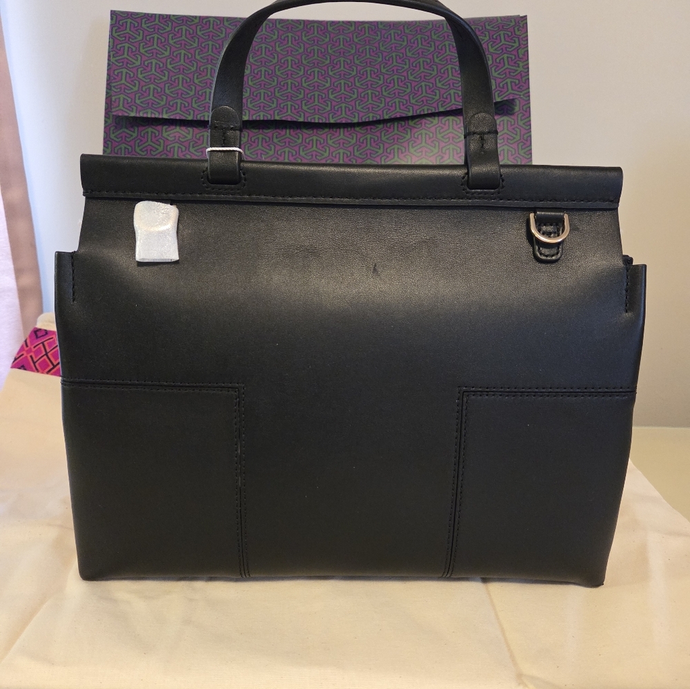 Tory Burch Block-T-Satchel - Picture 2 of 9